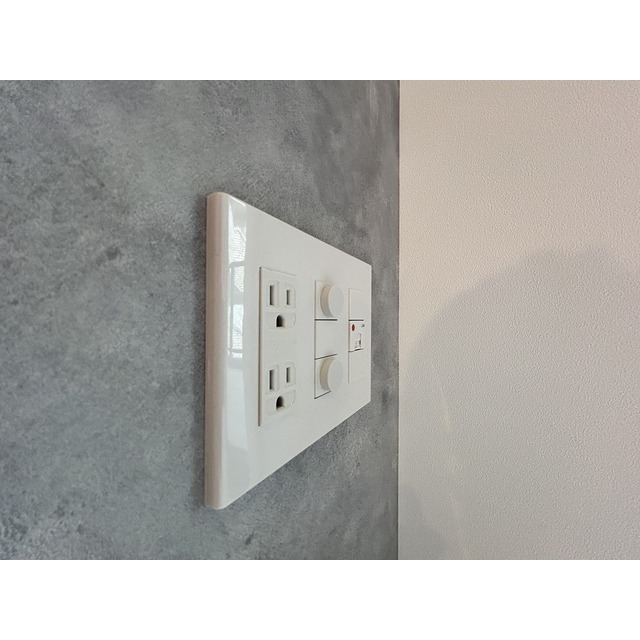 ＧＡＲＢＯ　ＦＵＪＩＳＡＷＡ503号室 コンセント