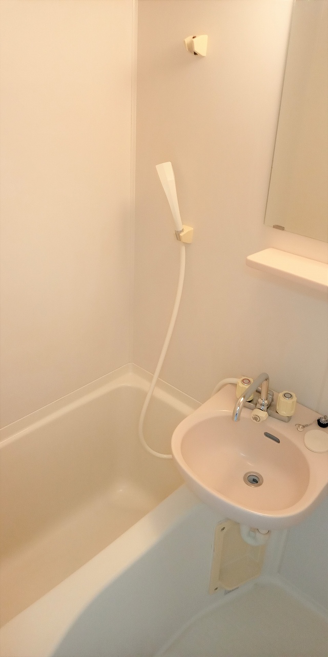 レオパレスフローラル・ヴィラ お風呂