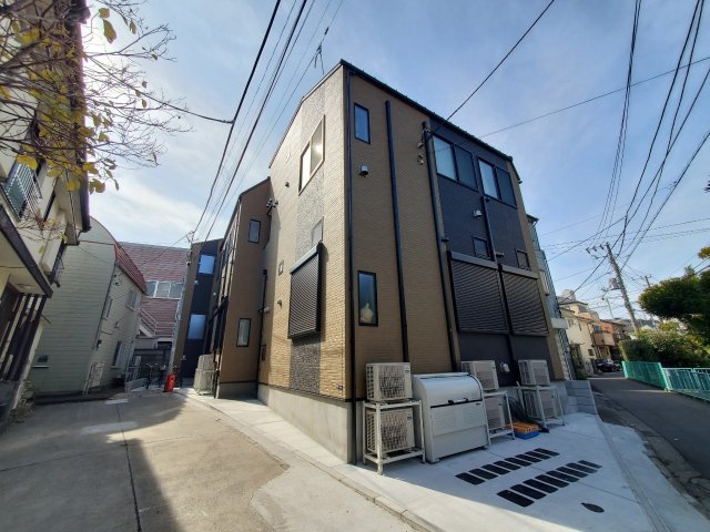 ハーモニーテラス上中里0203号室 外観