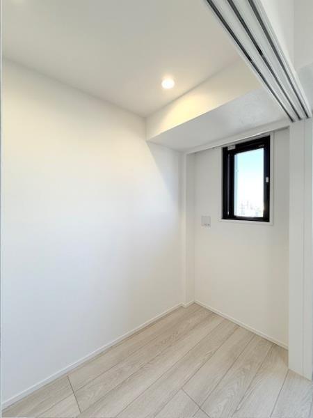 エレミ本蓮沼9階 リビング