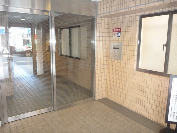 ライオンズマンション吉野町第壱壱 エントランス