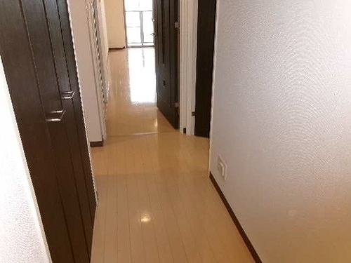 ライオンズスクエア立川レジデンス2階 廊下