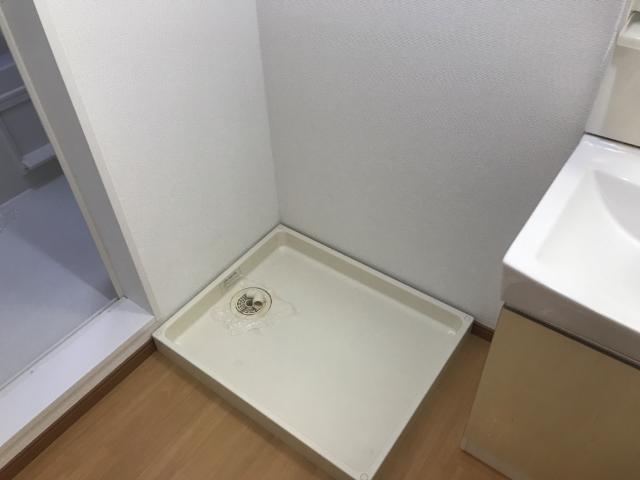 ネオハイム202号室 洗濯機置場