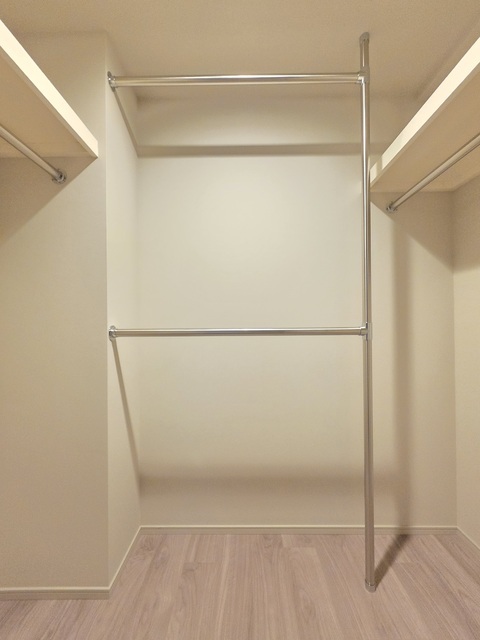 ザ・パークハウス鷺沼 洋室6.2帖　2025年10月撮影