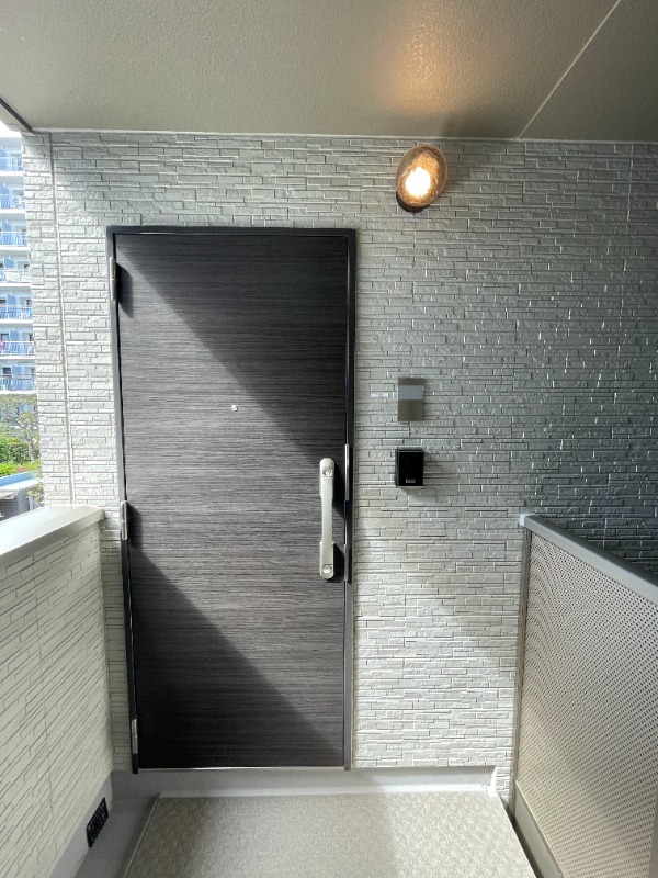 ティーリミテッド2階 玄関