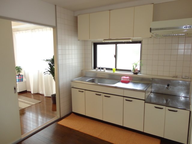 レジデンス２１00207号室 室内