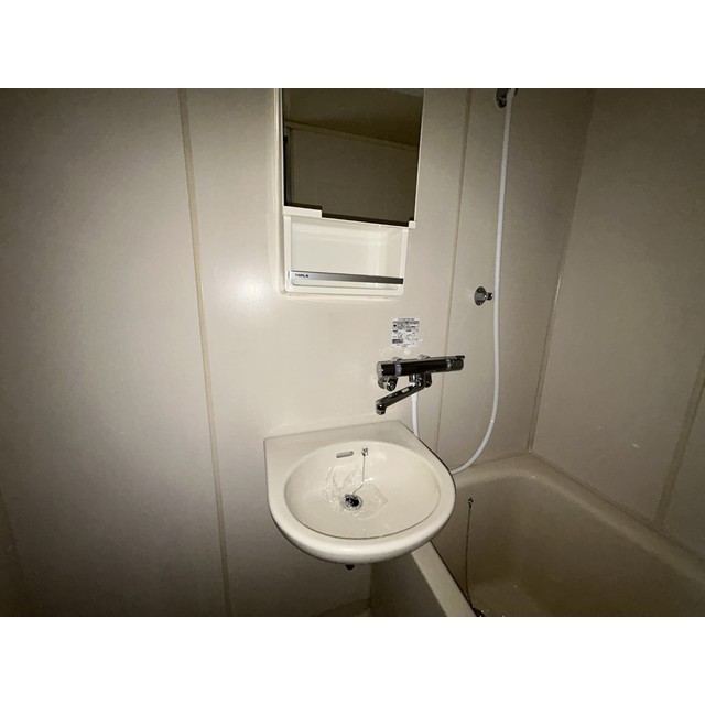 三ツ和マンション 内観