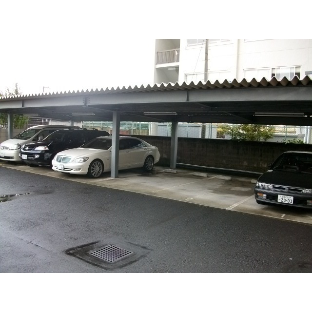 サンハイム清水0606号室 駐車場