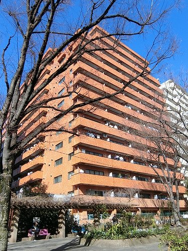 ライオンズマンション初台の外観画像