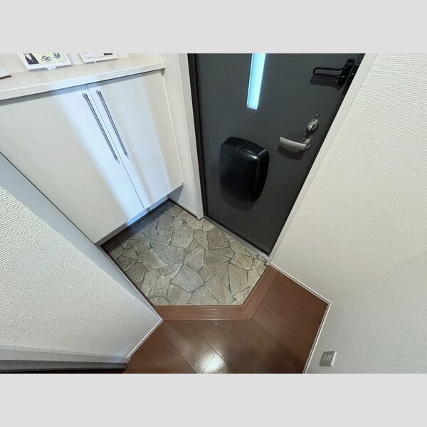 サニーエミネンス 玄関