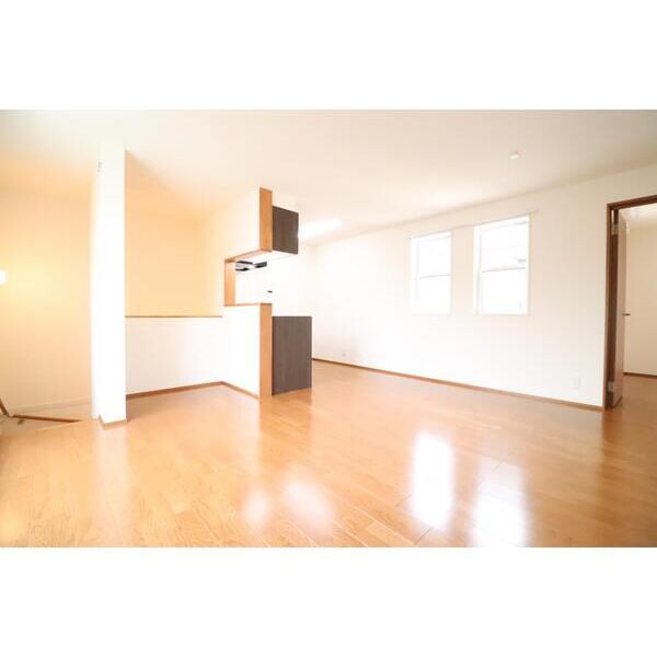 Camino鷺沼B号室 リビング