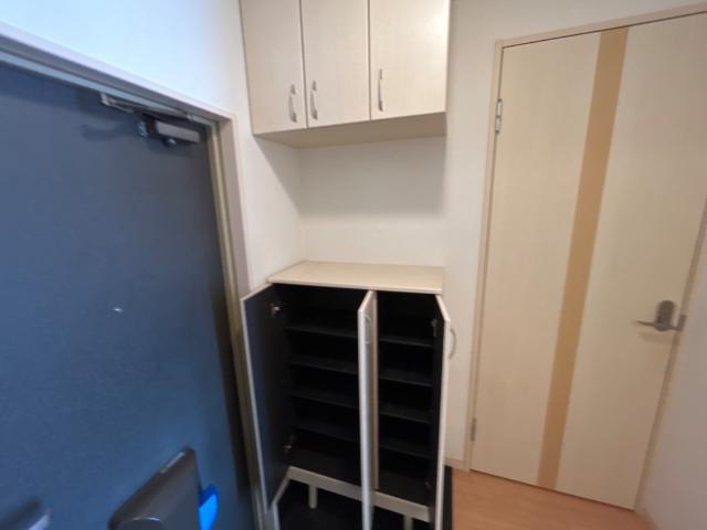 ラッフィナート田園102号室 下駄箱