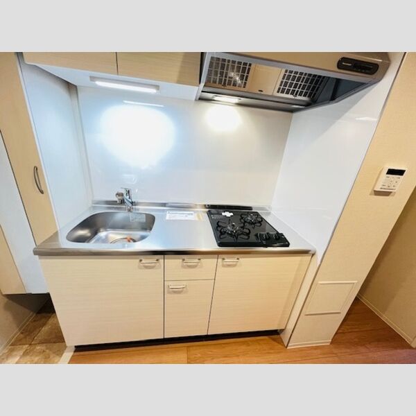 ファンディ平塚302号室 キッチン