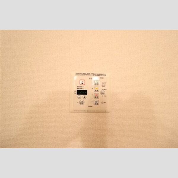 ガーデンヒルズ201号室 浴室換気乾燥機