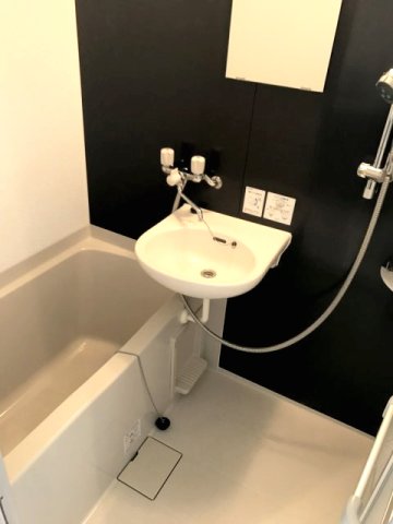 プレール・ドゥーク上北沢1003号室 お風呂