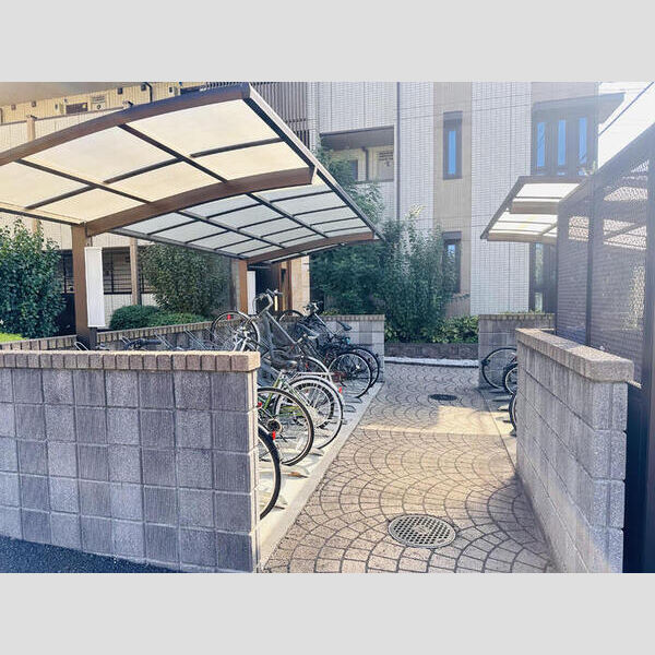 ルーヴル三橋　B 駐輪場