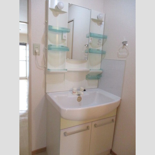 コンドミニアムアルファ 洗髪洗面化粧台