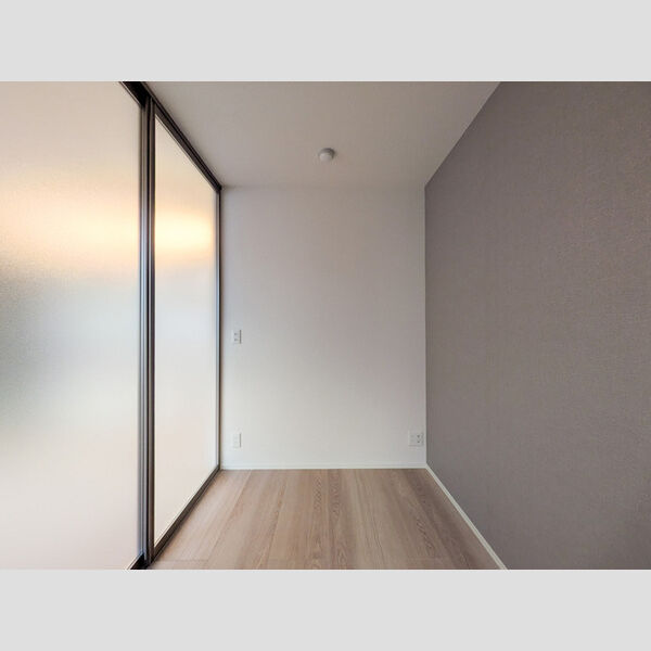 セレスティア白鳥207号室 洋室3.1帖