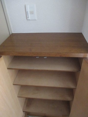 エスポワール湘南0202号室 収納