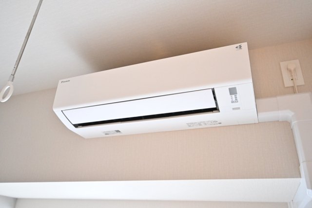ＧＲＡＮＳＩＴＥ　ＮＡＫＡＭＥＧＵＲＯ4階 エアコン