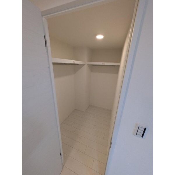 OP-TION YAYOICHO401号室 部屋その他