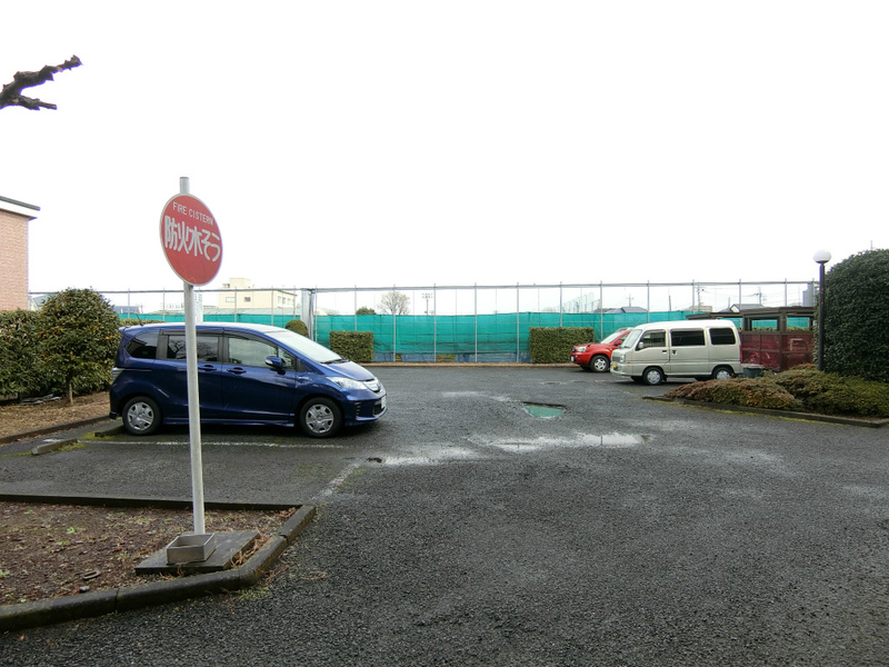 第2かしの木ハイツ2階 駐車場