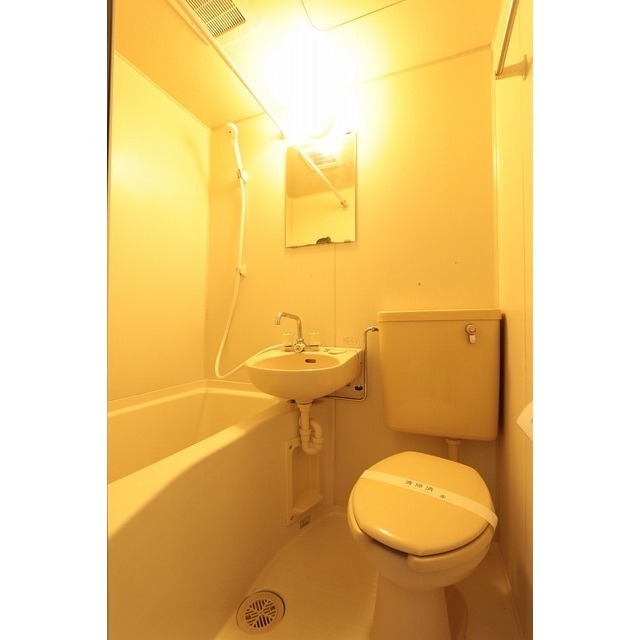 ＣＡＳＡスギザキ203号室 内観