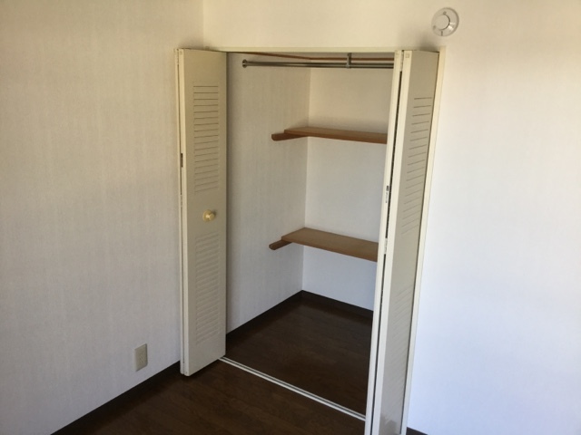 ハチホウマンション・桜丘 収納