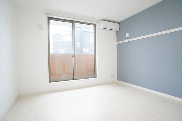 ピアンタ鬼越0203号室 リビング