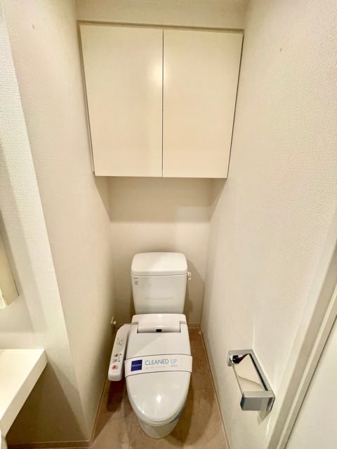 レジディア池袋ウエスト4階 トイレ