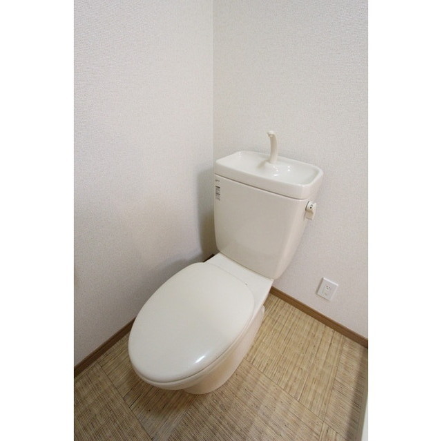 アジュール湘南202号室 内観