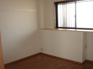 ＴＨ・ルミナス 洋室