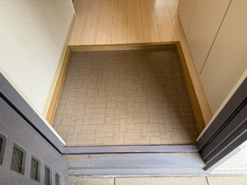 エーリ･パル2階 玄関