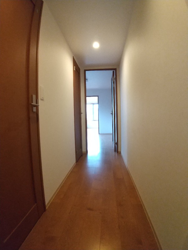 ロイヤルヒルズ成増3階 玄関