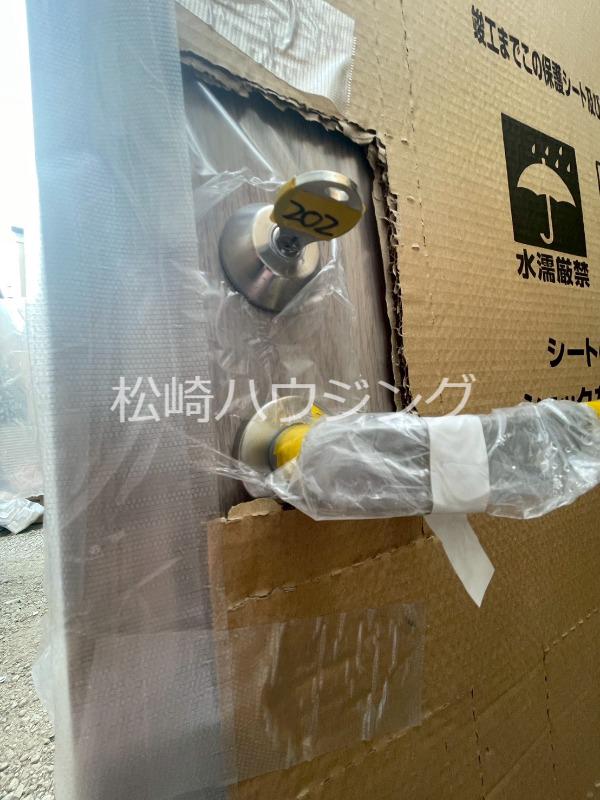 AW中野松が丘2階 玄関