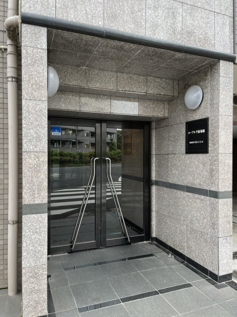 ルーブル千歳船橋4階 エントランス