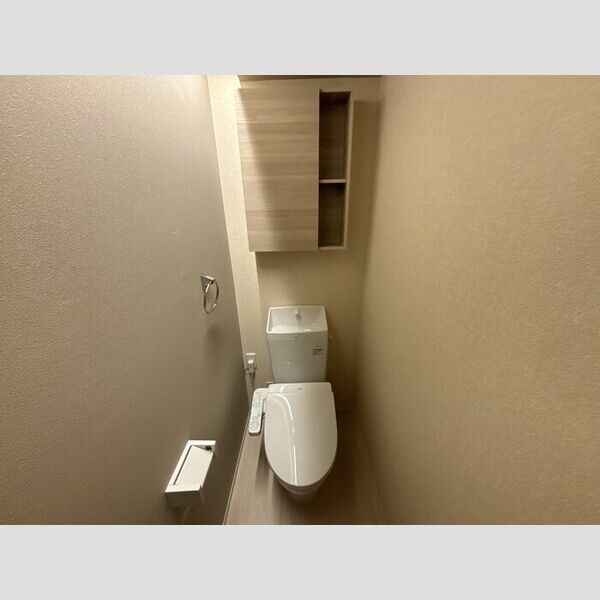 グリーンハウス203号室 温水洗浄便座付きトイレ