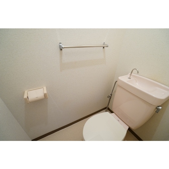 ベルゾーネ小林 トイレ