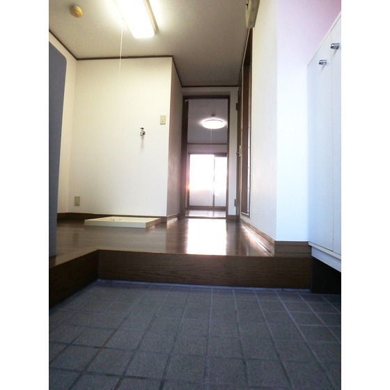 ブライトオーク311号室 玄関