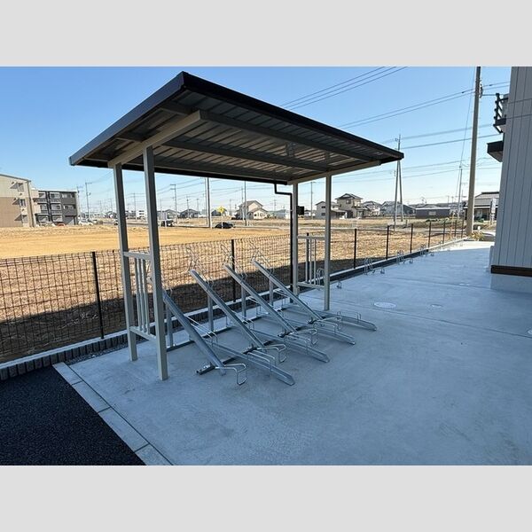 サリサ.l101号室 駐輪場