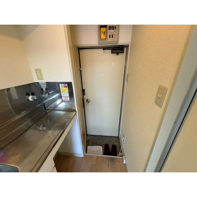 プラザ・ドゥ・シュバリエ 玄関