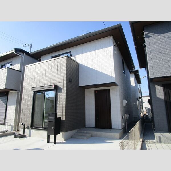 大野町2丁目戸建貸家の外観画像