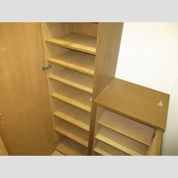 ノーブル　B203号室 シューズボックス