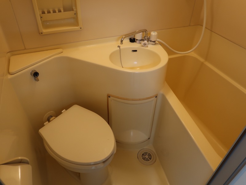 プラザ・ドゥ・ぺートンB棟1階 お風呂