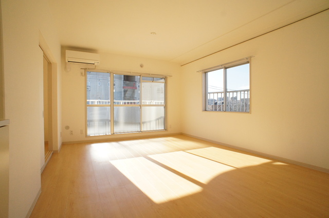 コンフォート北方0302号室 リビング