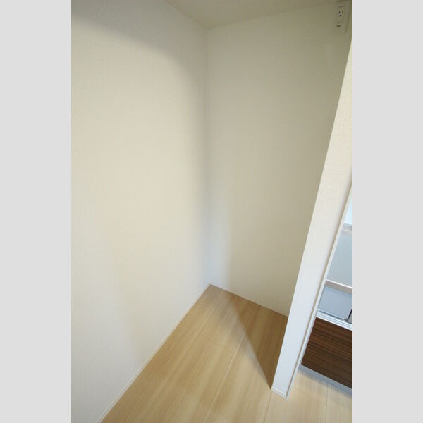 メルシー芙蓉10 201号室　冷蔵庫スペース