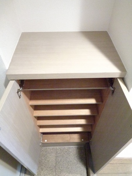 菱和パレス高輪台203号室 収納