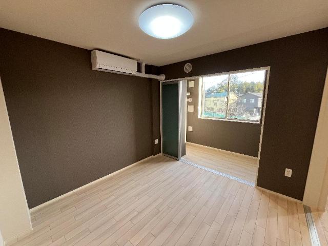 アドニス203号室 リビング