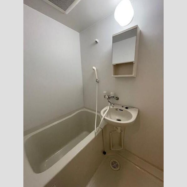 カムフォート登戸Ⅲ102号室 お風呂