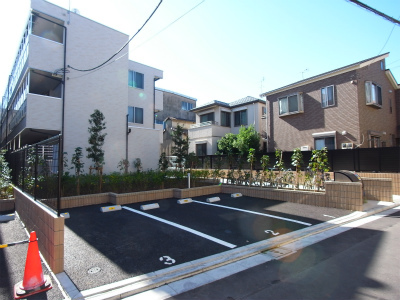 リブリ・MIMU2階 駐車場